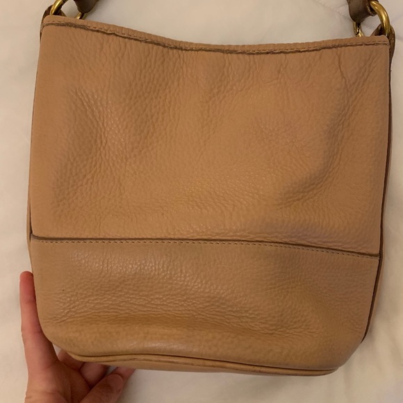 Beige leather J.Crew bucket bag - Picture 2 of 6